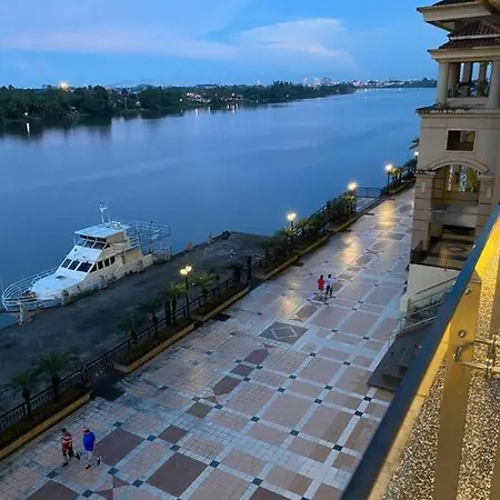Myhome @ Riverine Resort Kuching Exterior photo